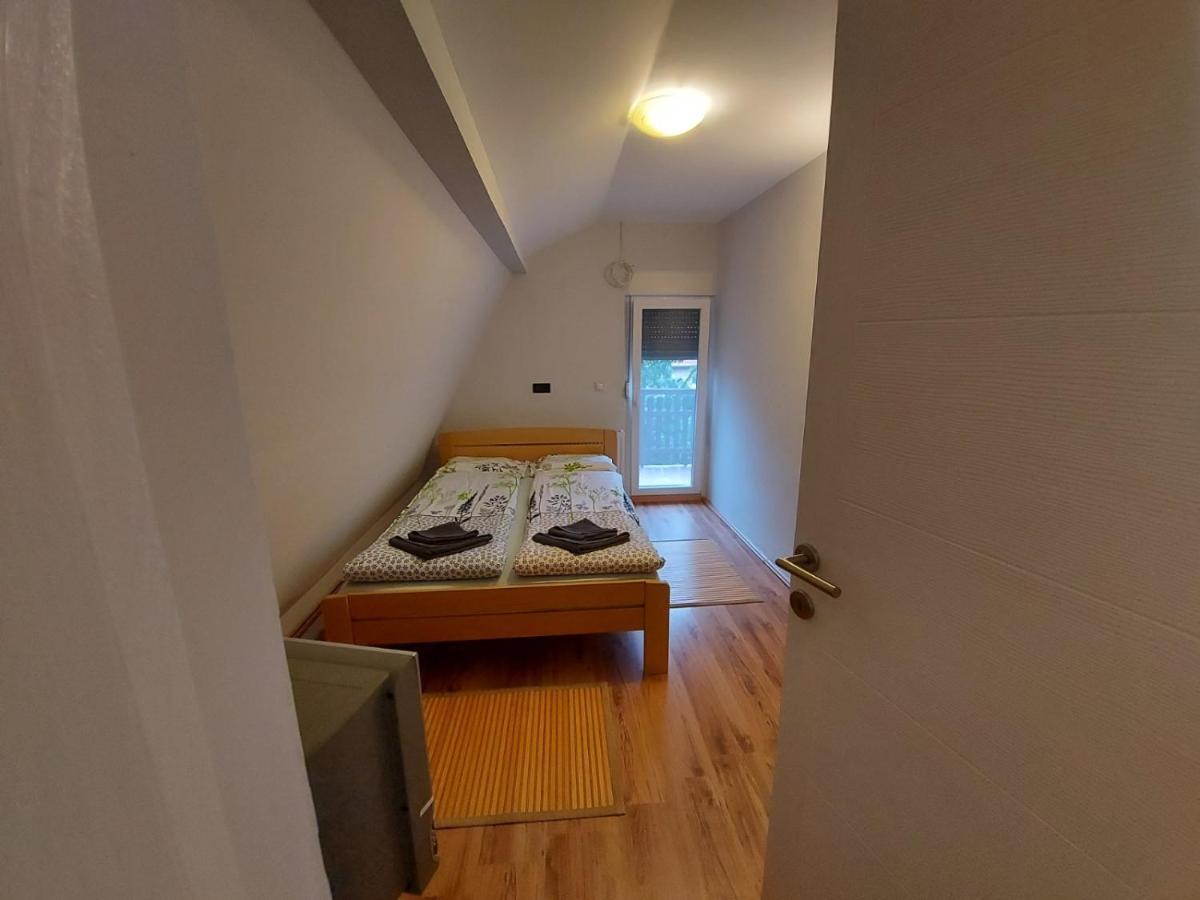 Perucac Apartment Bagian luar foto