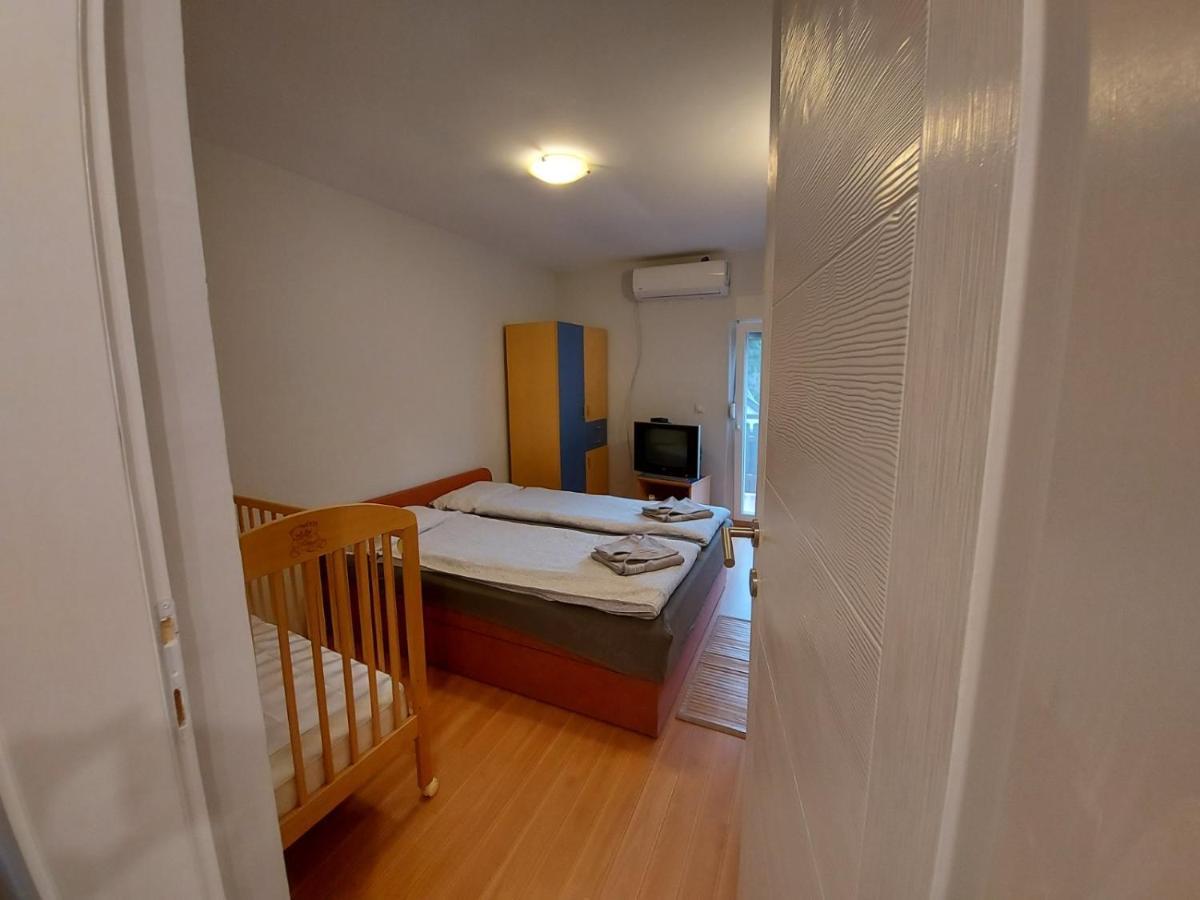 Perucac Apartment Bagian luar foto